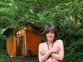 野外で発情する、どすけべ人妻 サンプル動画サムネイル